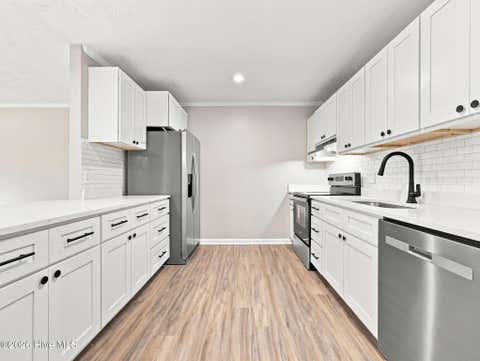 Tiny photo for 1 Berkshire Drive, Jacksonville, NC 28546 (MLS # 100591174)
