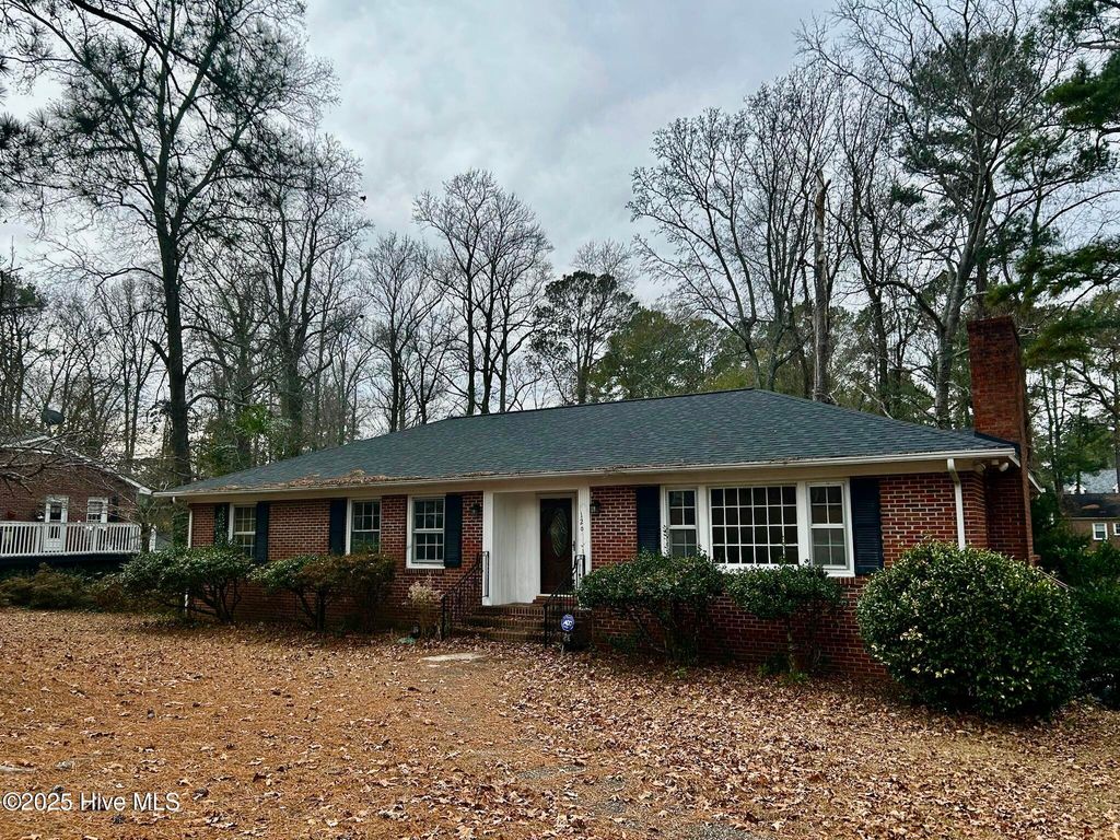 Photo of 120 Woodland Road, Rockingham, NC 28379 (MLS # 100545942)