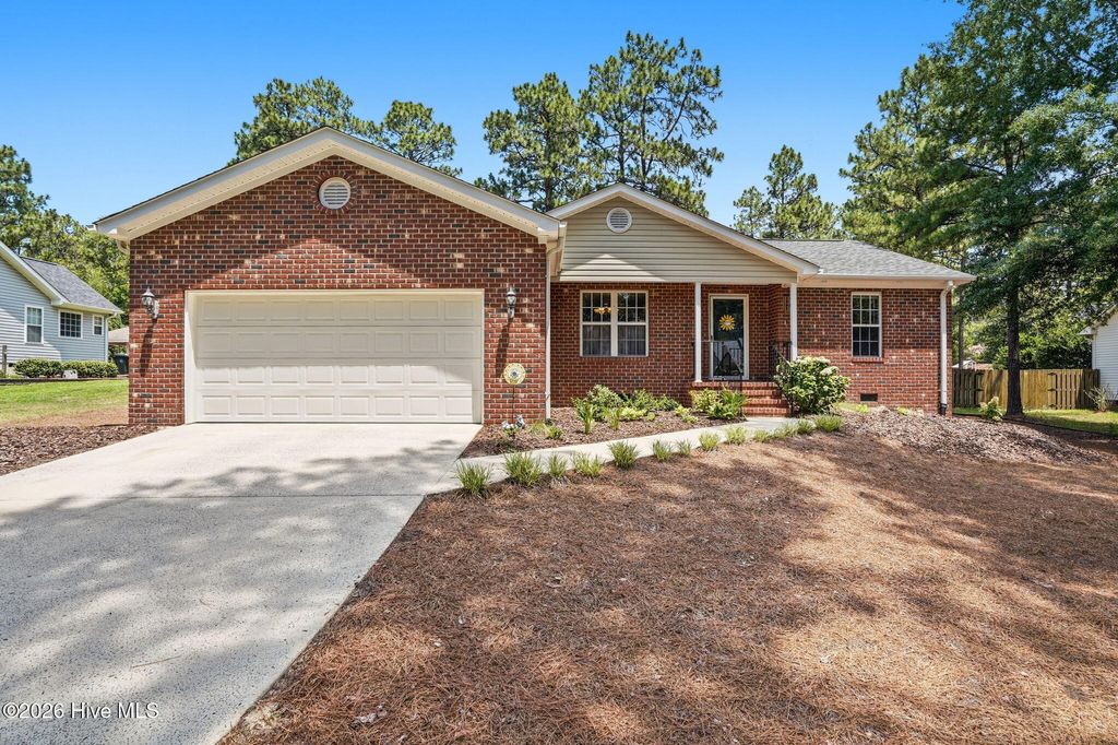 Photo of 114 Vincent Way, Aberdeen, NC 28315 (MLS # 100587156)