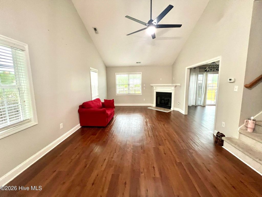 Photo of 314 Springcreek Court, Hubert, NC 28539 (MLS # 100591485)