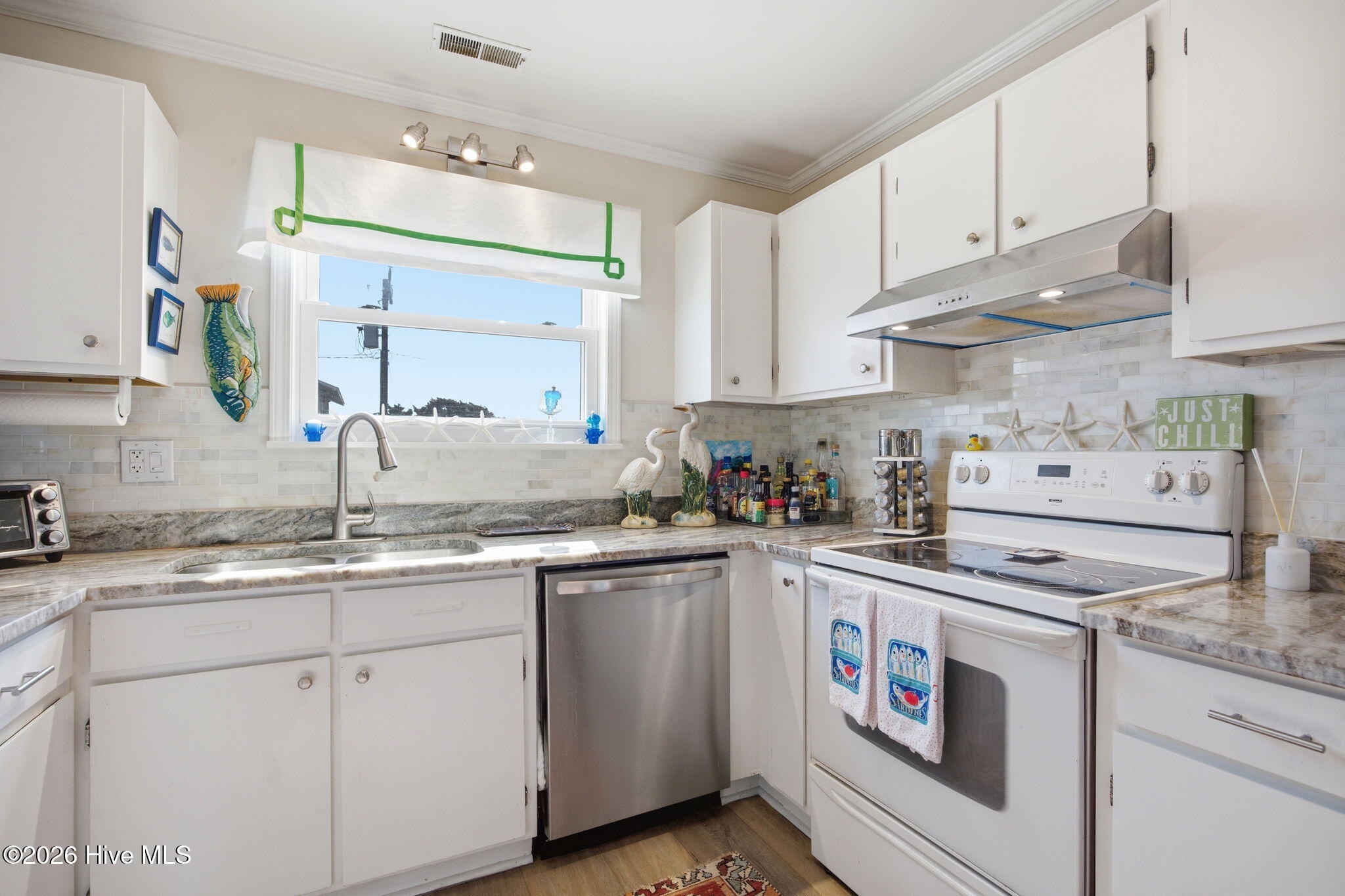 102 Dunes Avenue A