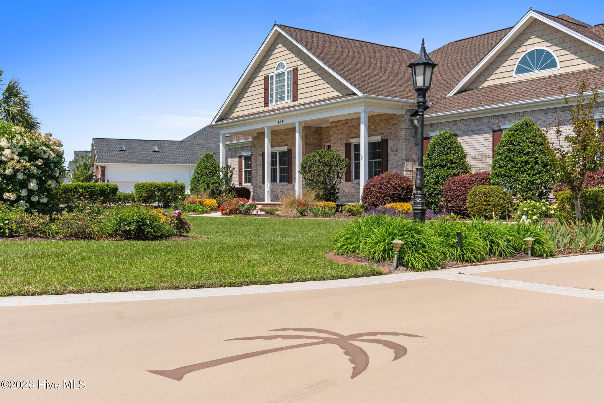 989 Middleton Drive NW