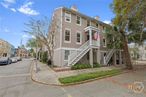 Townhouse For Sale - 231 Houston Street<br/> Savannah, GA 31401