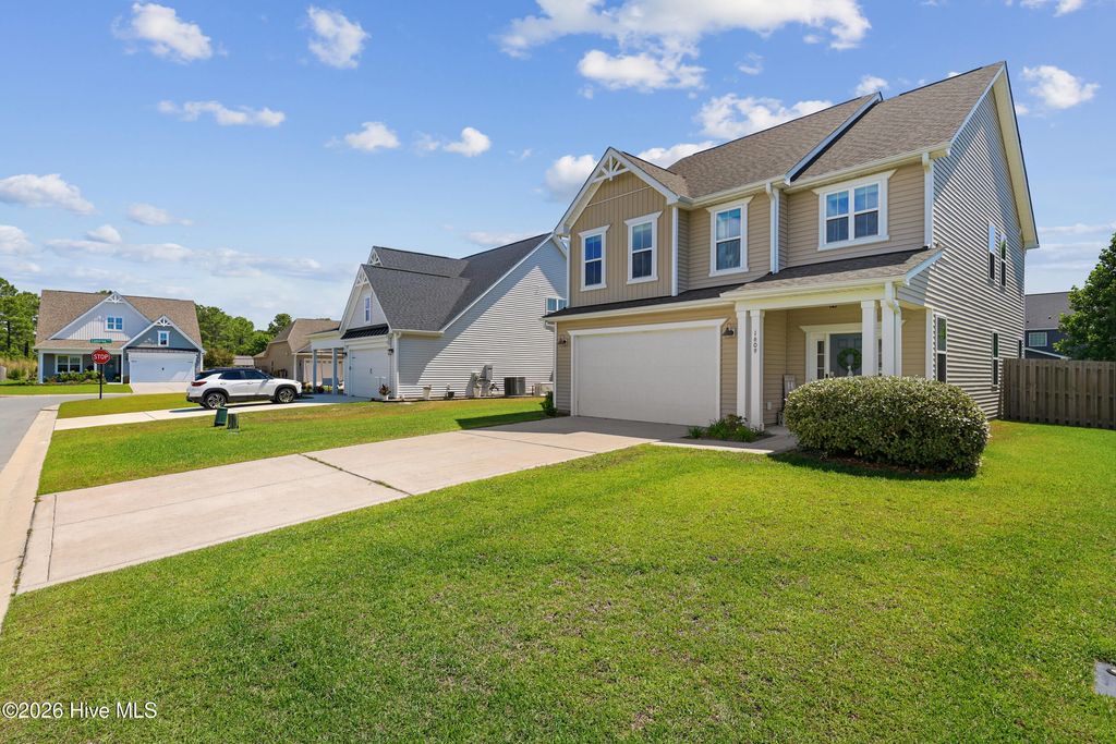 Photo of 1609 Pointing Griffon Place, Wilmington, NC 28411 (MLS # 100575615)