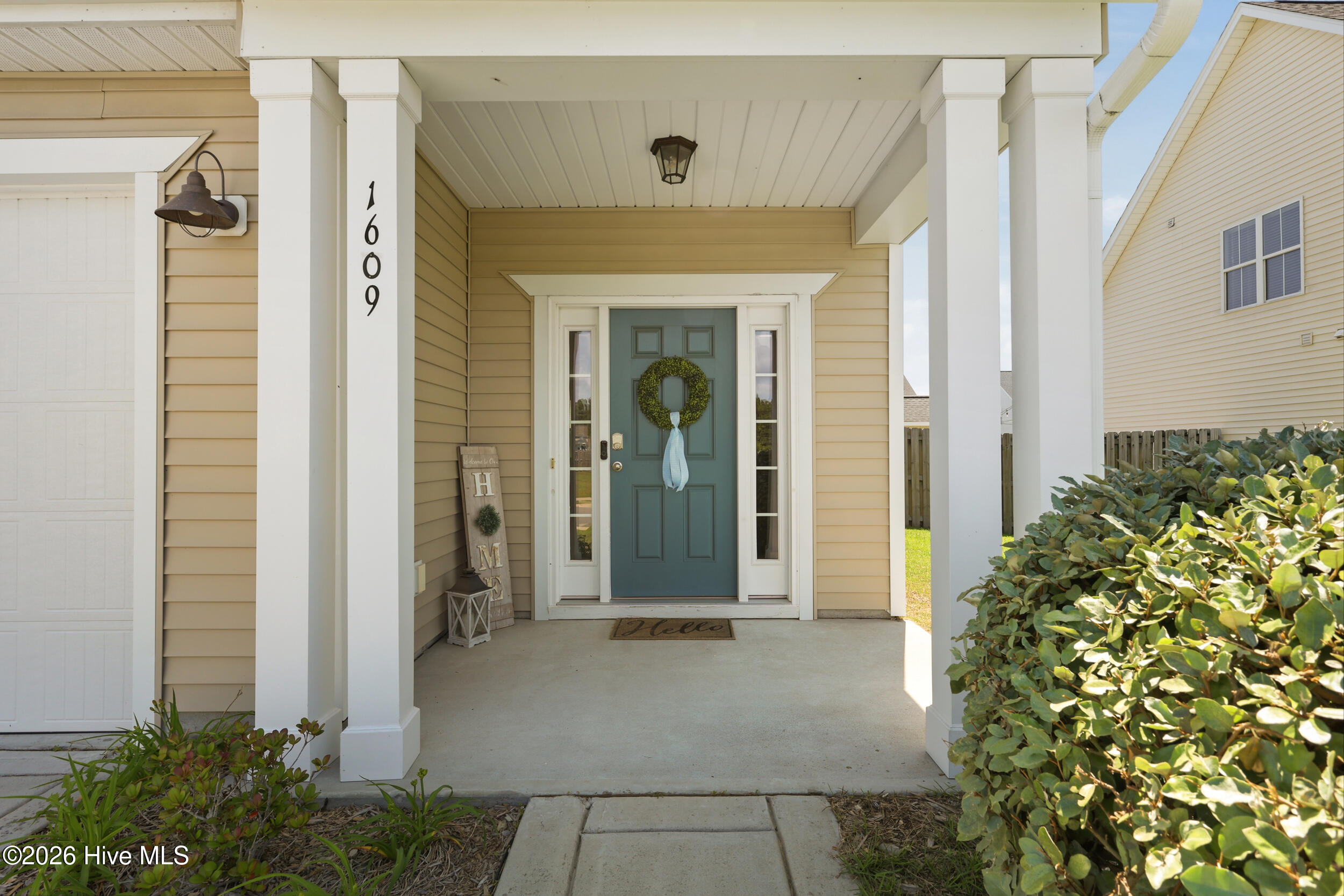 1609 Pointing Griffon Place