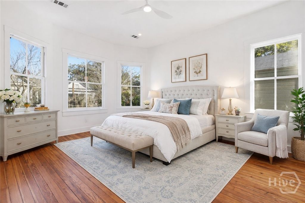 Photo of 203 E 39th Street, Savannah, GA 31401 (MLS # SA347714)