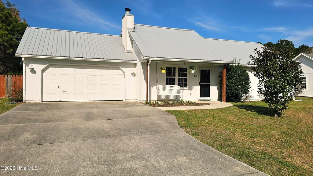 Photo of 183 Parnell Road, Hubert, NC 28539 (MLS # 100561443)