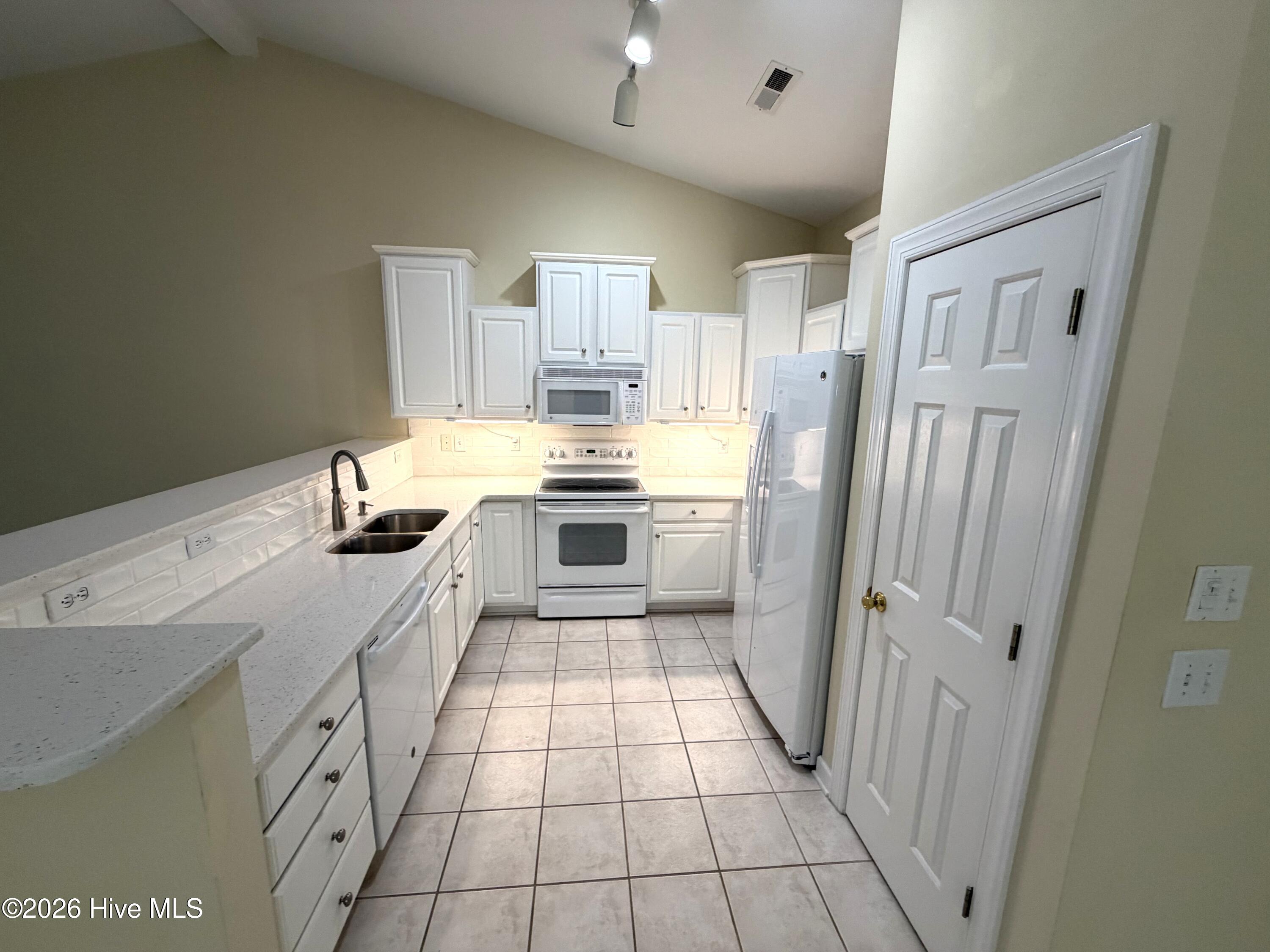 5006 Carleton Drive Unit 139