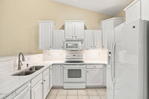 Tiny photo for 5006 Carleton Drive #Unit 139, Wilmington, NC 28403 (MLS # 100605458)
