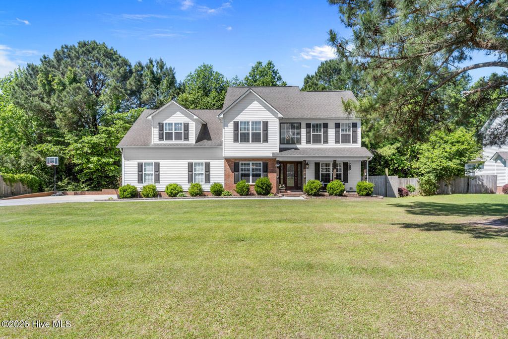 Photo of 207 Rutherford Way, Jacksonville, NC 28540 (MLS # 100571630)