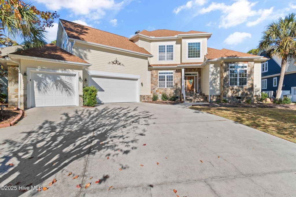 Photo of 2760 Harbormaster Drive SE, Southport, NC 28461 (MLS # 100479094)