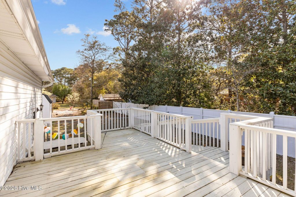 Photo of 120 Robin Cresent Circle, Cape Carteret, NC 28584 (MLS # 100564884)