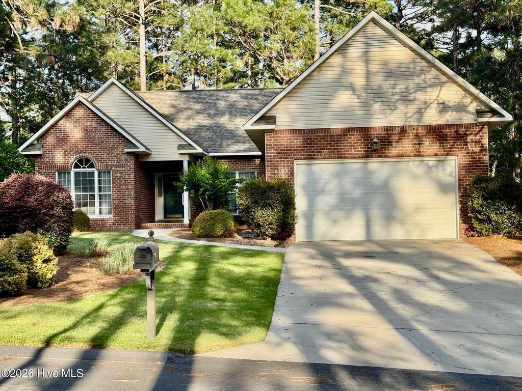 Photo of 5 Oak Tree Lane, Pinehurst, NC 28374 (MLS # 100571294)