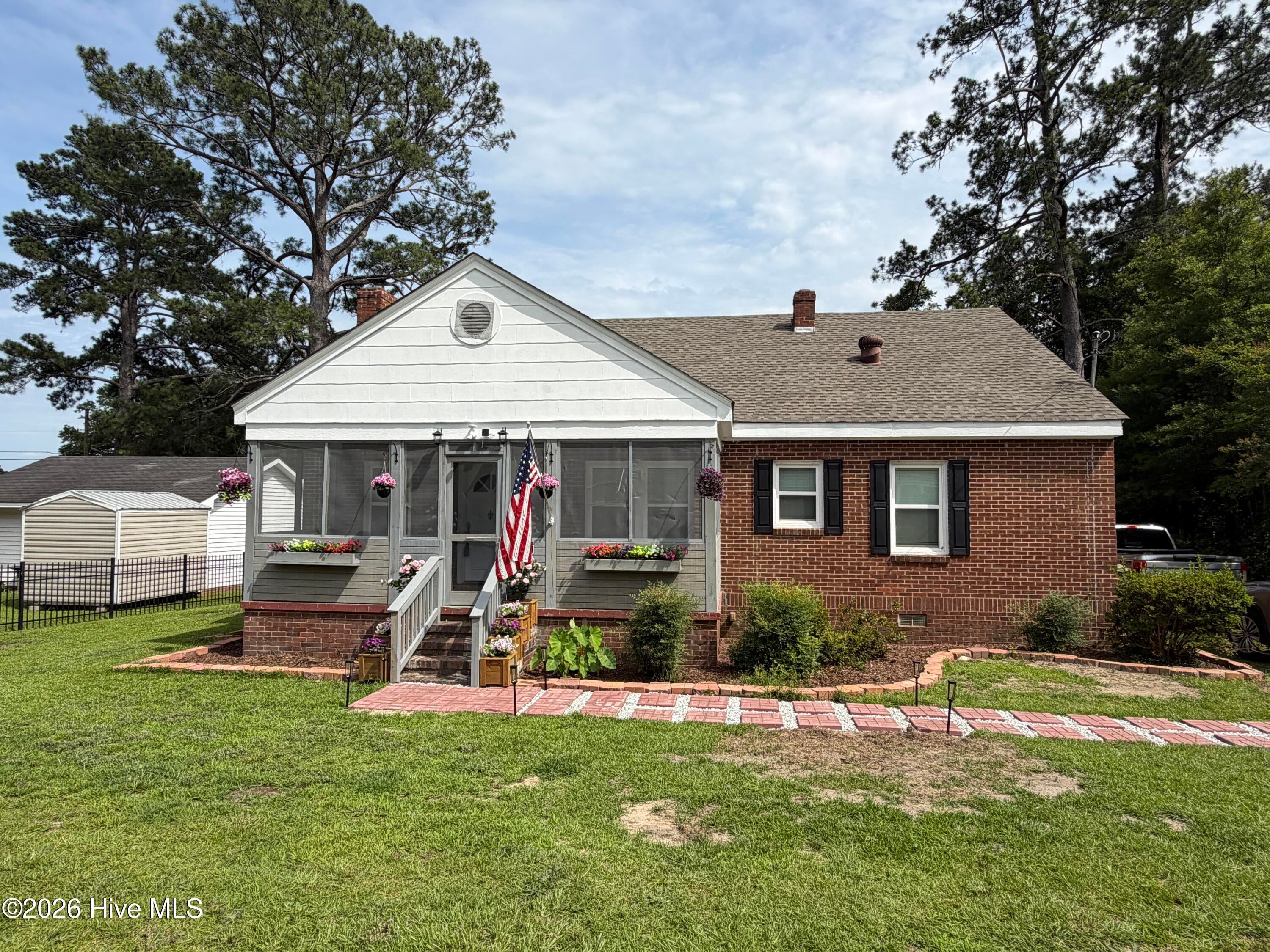225 Gordon Street
