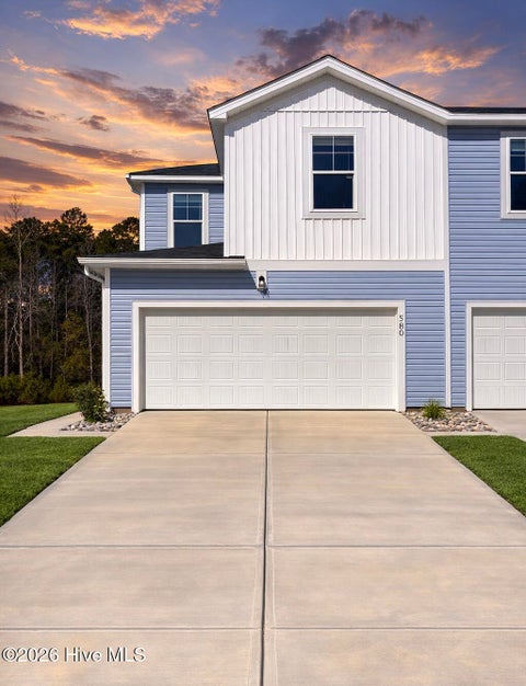 Townhouse For Sale - 590 Sandy Hollow Drive<br/> Onslow County, Jacksonville, NC 28540