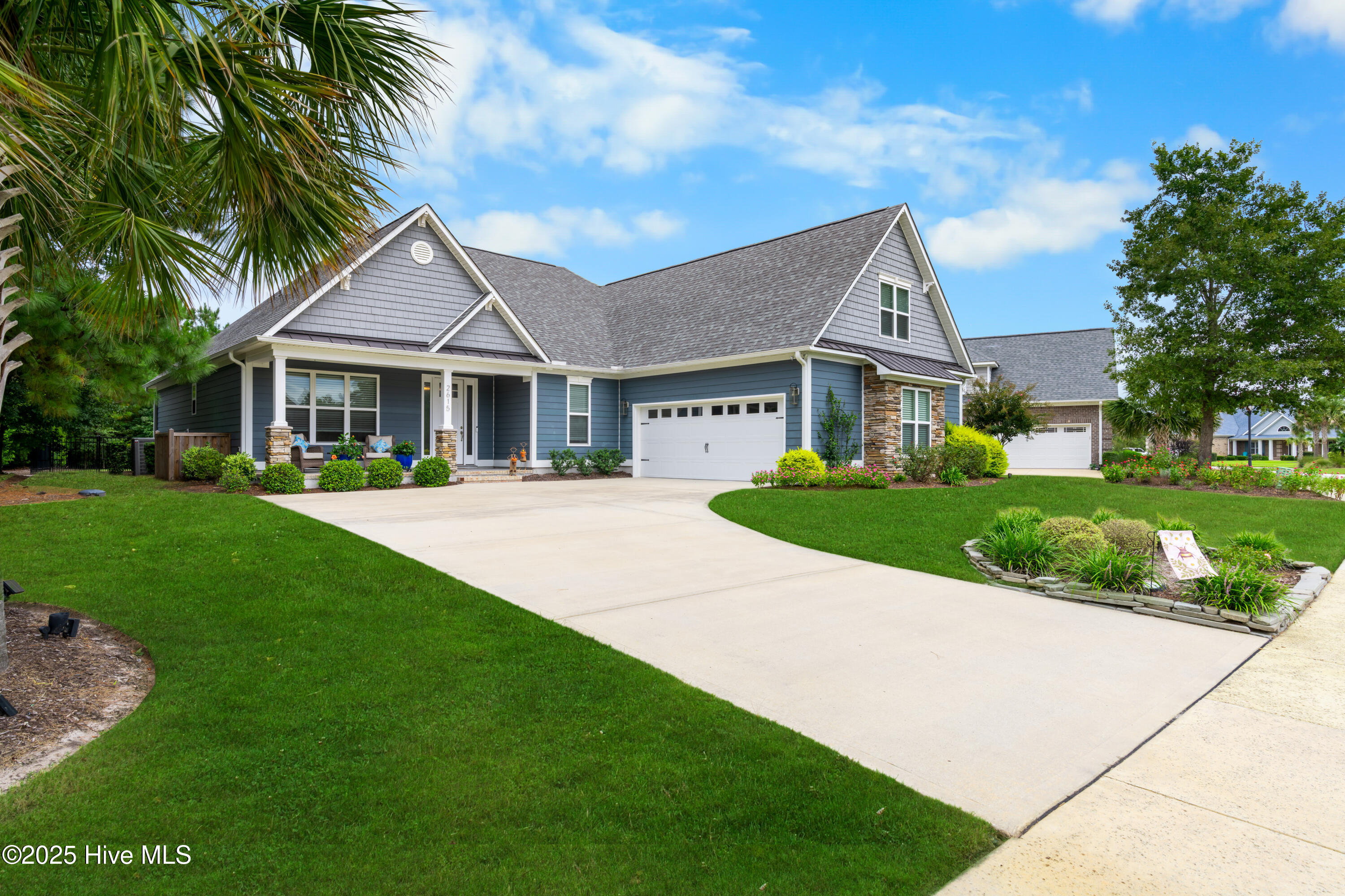 2615 Sugargrove Trail NE