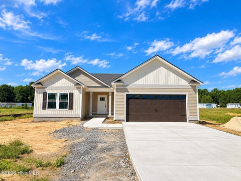 Homes For Sale - 109 Dees Meadow Lane<br/> Wayne County, Fremont, NC 27830