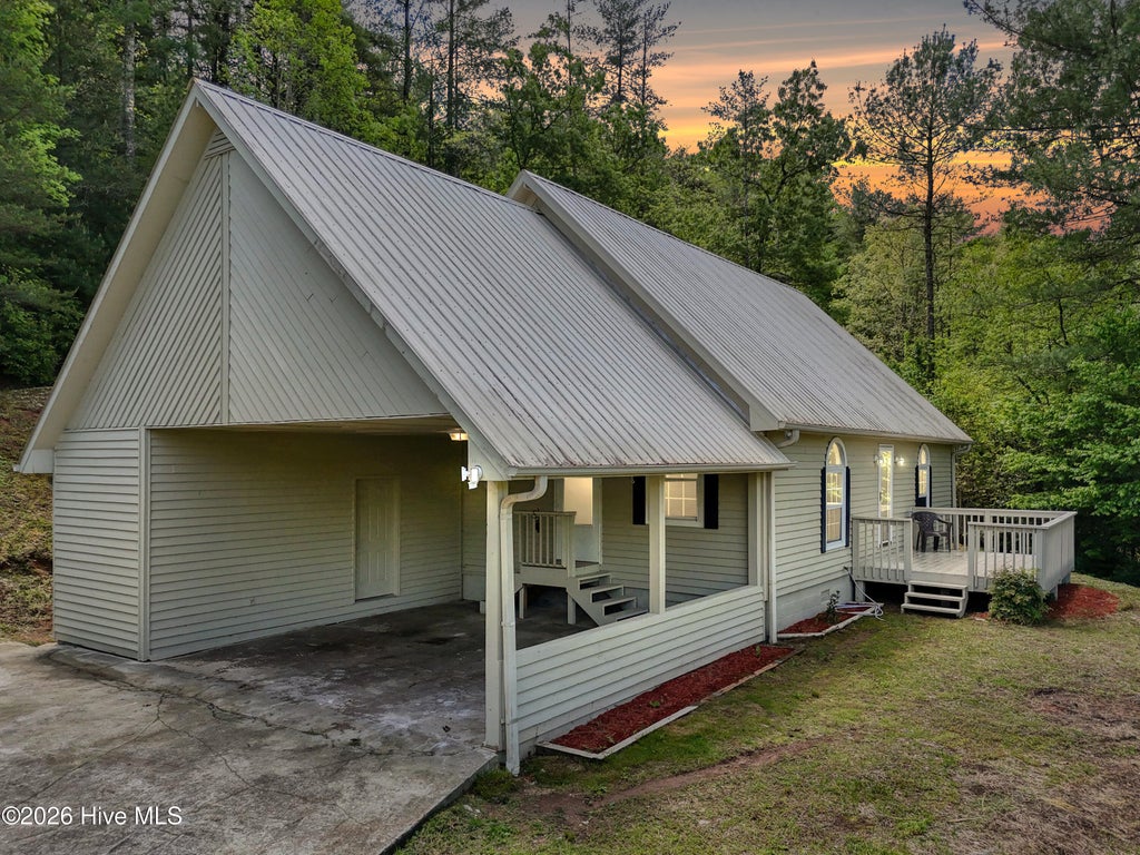 Photo of 92 Ogreeta Road, Murphy, NC 28906 (MLS # 100586988)