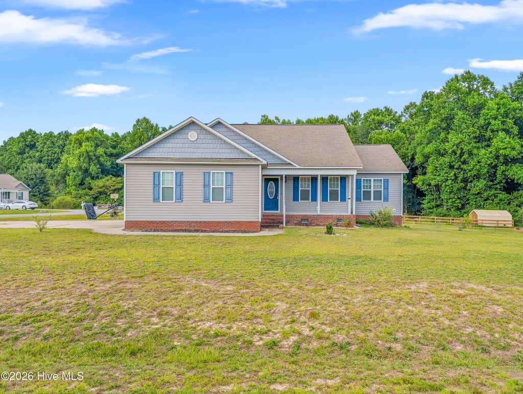 Photo of 14 Patricia S Vann Court, Dunn, NC 28334 (MLS # 100594894)