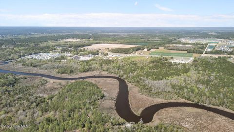 Tiny photo for 4160 Freedom Way, Hubert, NC 28539 (MLS # 100567826)