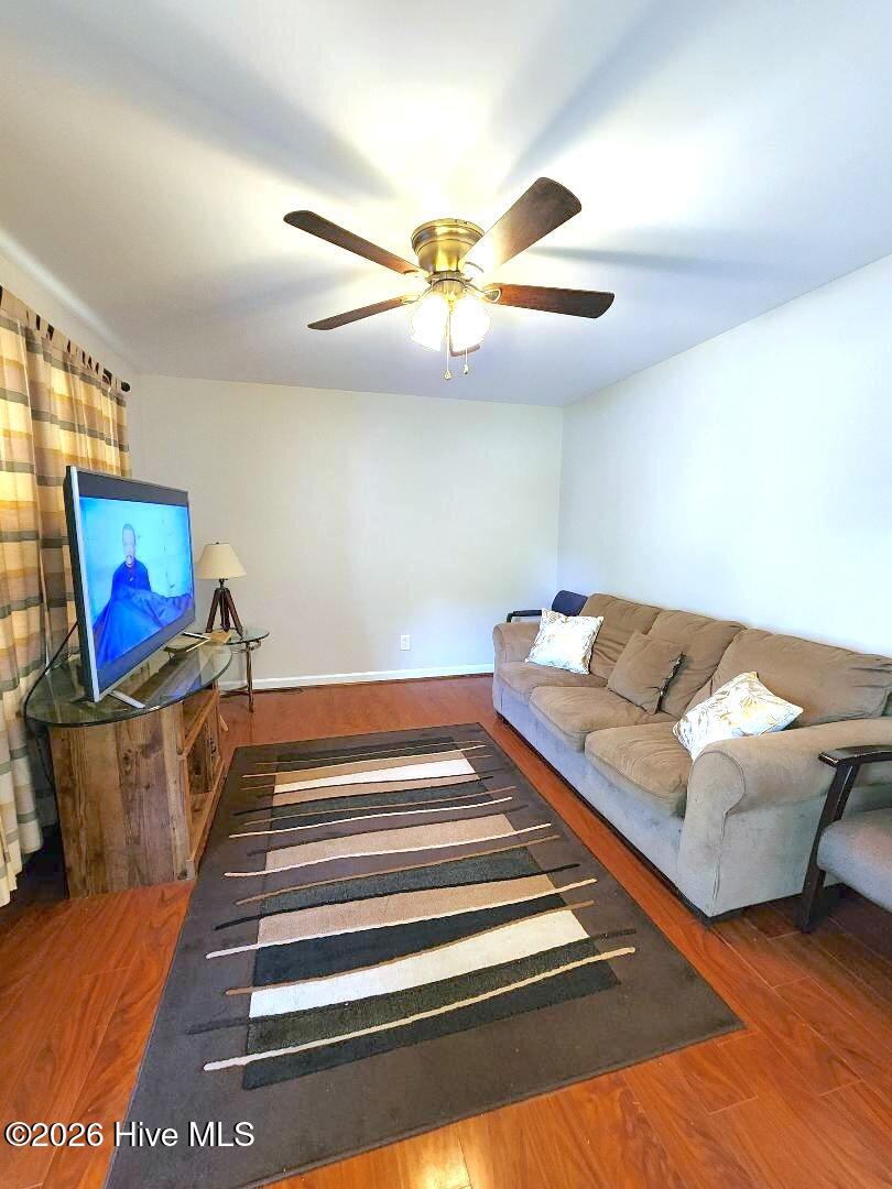 319 Oak Grove Avenue