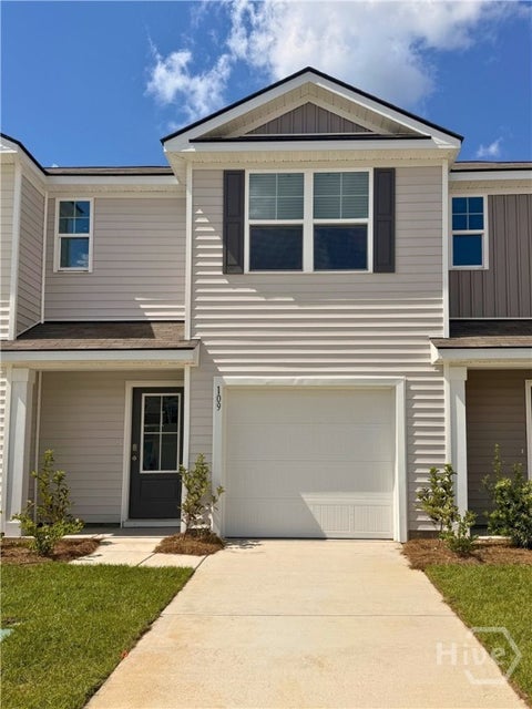 Townhouse For Sale - 109 Coneflower Road<br/> Bloomingdale, GA 31302