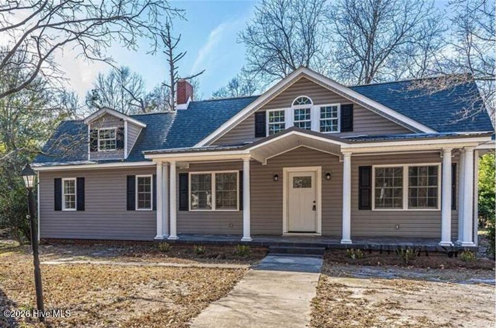 Photo of 817 Aberdeen Road, Laurinburg, NC 28352 (MLS # 100552528)