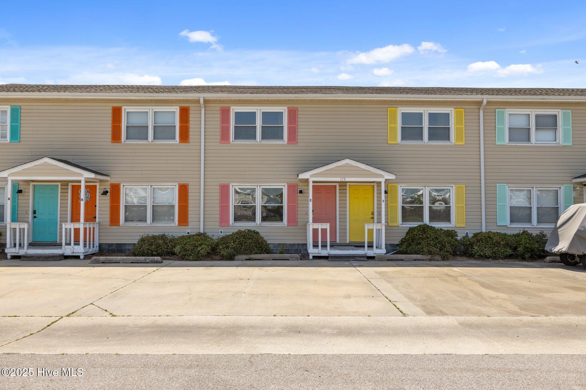 119 Center Drive C (3)