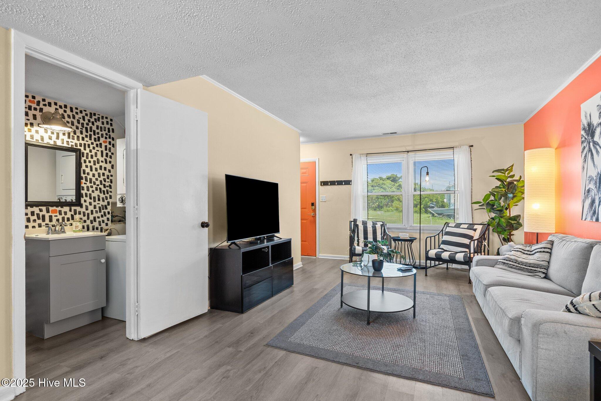 119 Center Drive C (3)