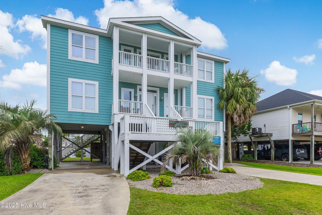 Photo of 2911 E Pelican Drive, Oak Island, NC 28465 (MLS # 100514949)