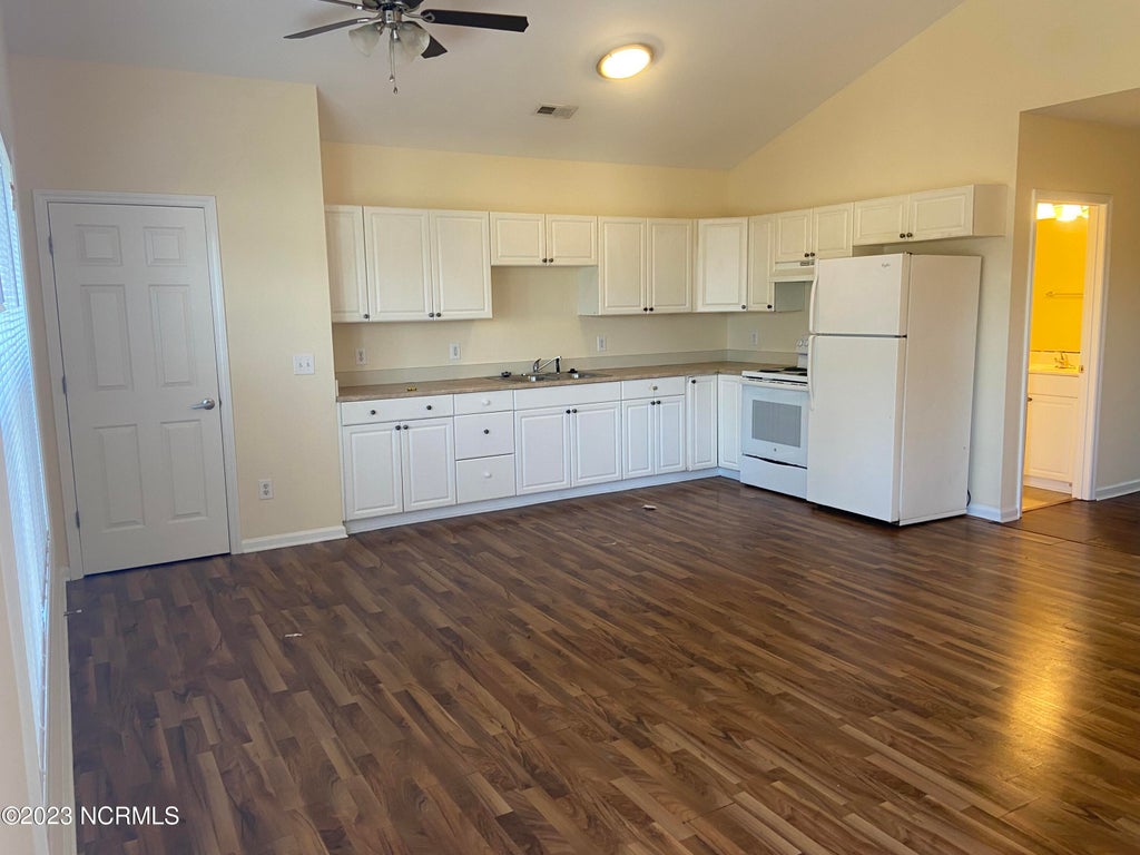 Photo of 1007 Castle Street #1, Wilmington, NC 28401 (MLS # 100579969)