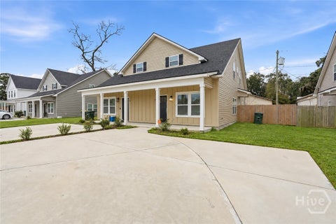 Townhouse For Sale - 33 Travis Street<br/> Savannah, GA 31406