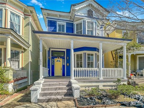 Homes For Rent - 206 W 39th Street<br/> Savannah, GA 31401