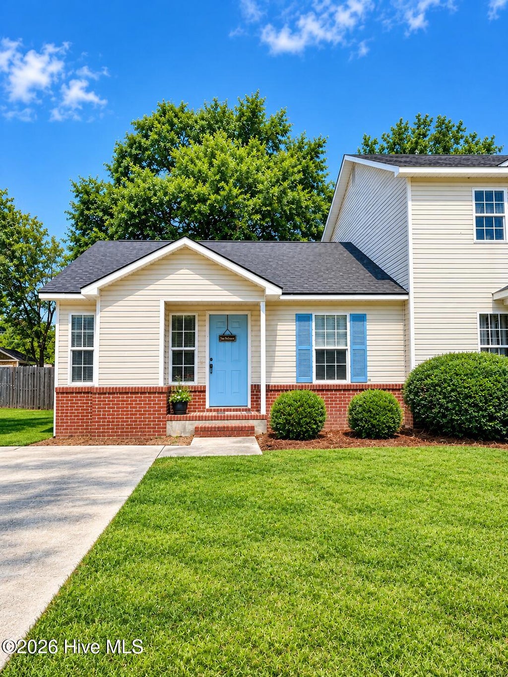 Photo of 1125 Pueblo Drive, Jacksonville, NC 28546 (MLS # 100611612)