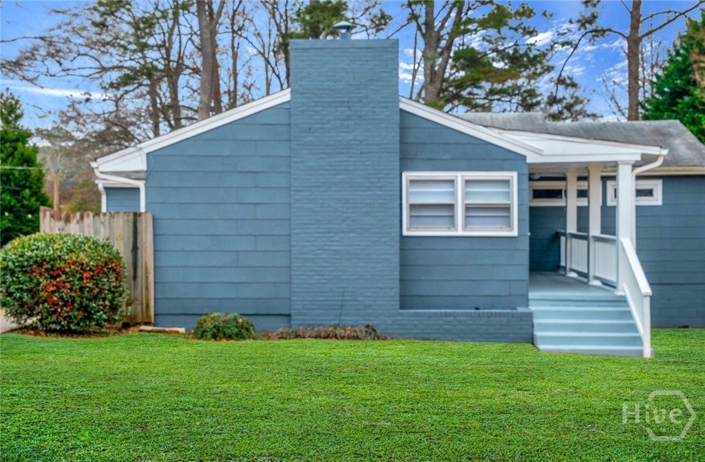 Photo of 622 Grandview Drive, Griffin, GA 30224 (MLS # SA347904)