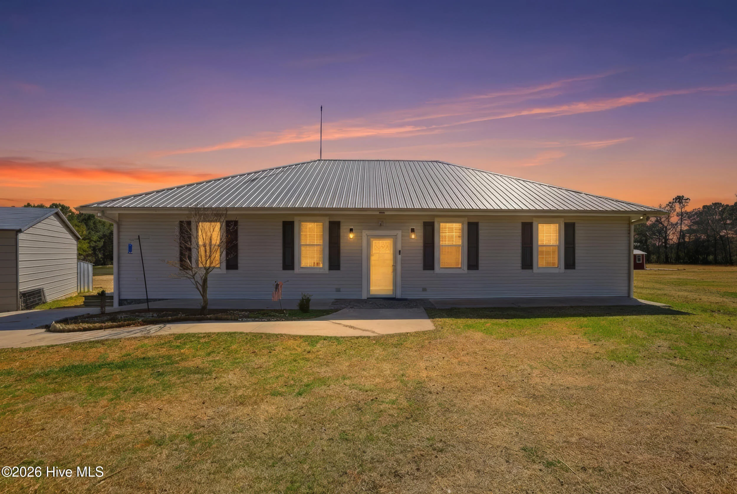 335 Bull Tail Road