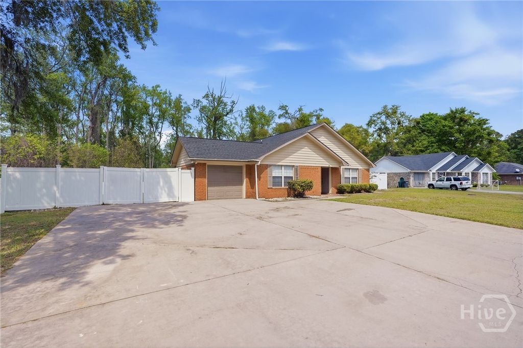 Photo of 197 Waters Avenue, Allenhurst, GA 31301 (MLS # SA352698)