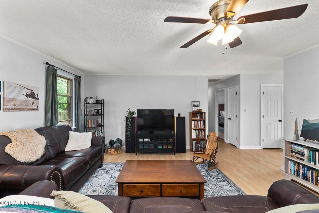 Photo of 606 Forest Hill Circle, Elizabeth City, NC 27909 (MLS # 100570737)