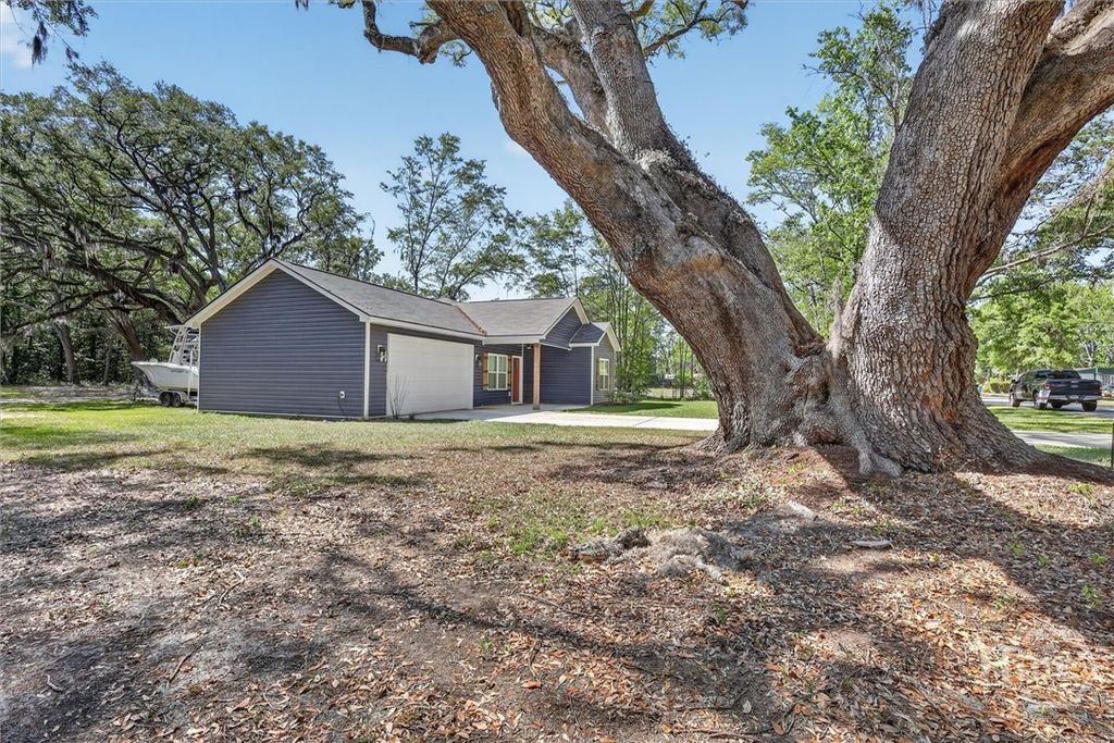 Photo of 117 Giles Avenue, Rincon, GA 31326 (MLS # SA353777)