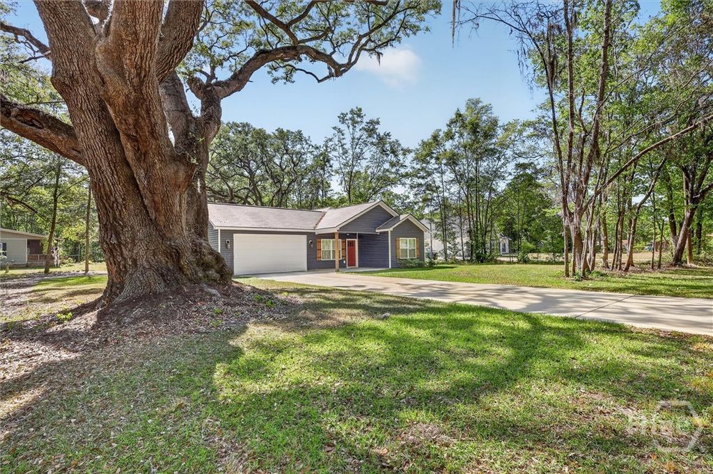 Photo of 117 Giles Avenue, Rincon, GA 31326 (MLS # SA353777)