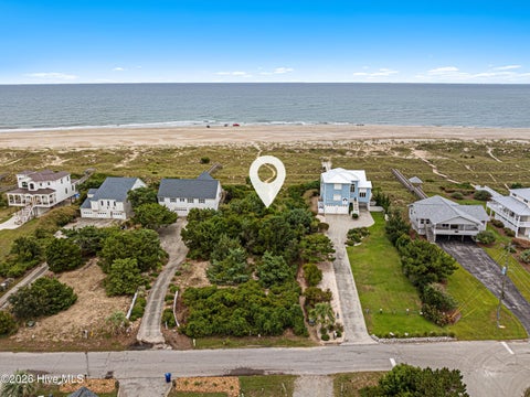 Vacant Land For Sale - 10557 Wyndtree Drive<br/> Emerald Isle, NC 28594
