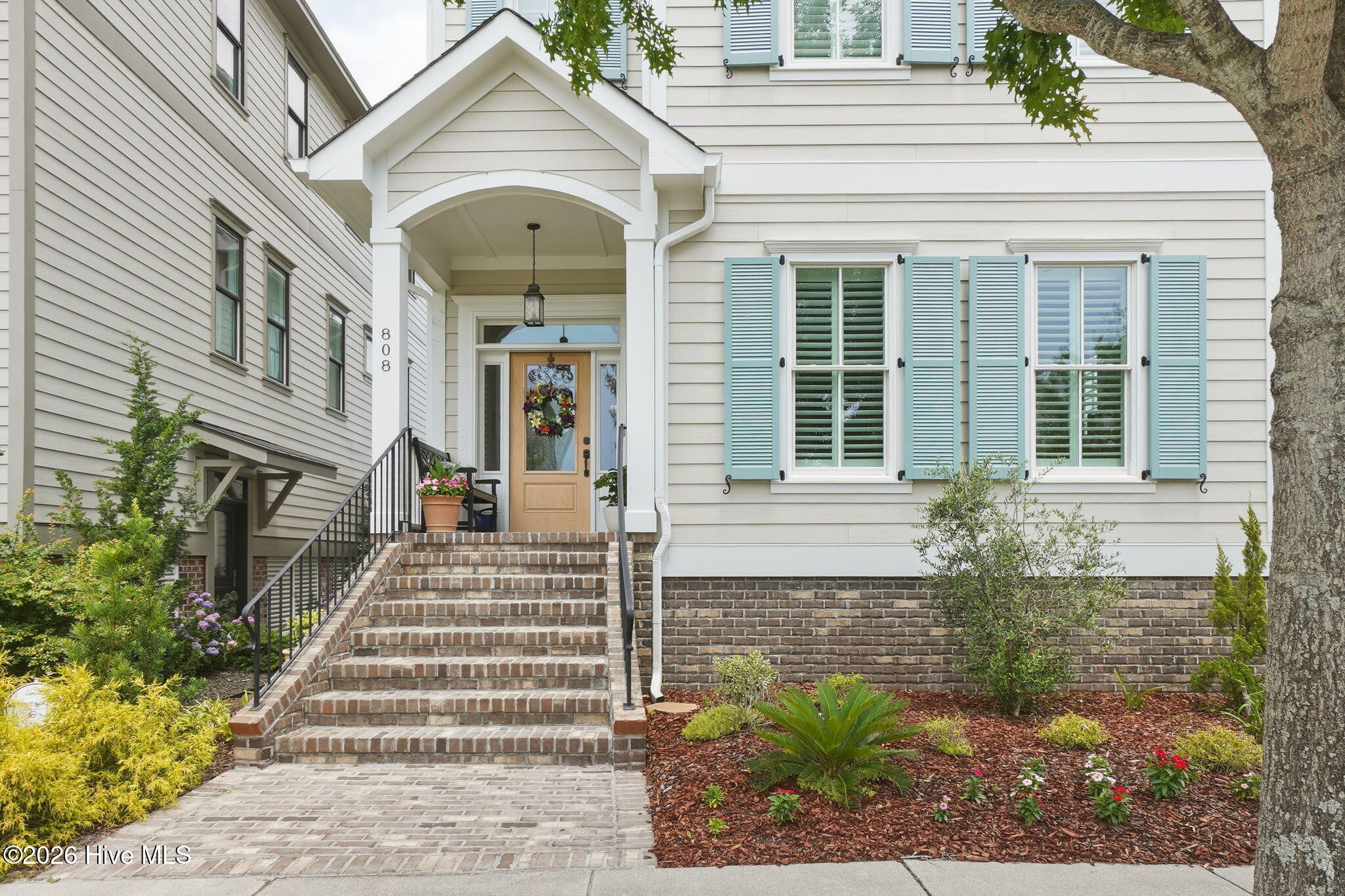 808 E Front Street