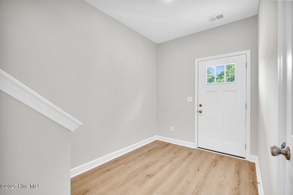 Photo of 207 Lincoln Place Circle, Leland, NC 28451 (MLS # 100510662)