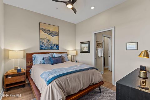 Tiny photo for 10 Grace Street #Apt 604, Wilmington, NC 28401 (MLS # 100565283)