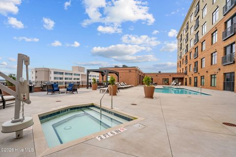 Tiny photo for 10 Grace Street #Apt 604, Wilmington, NC 28401 (MLS # 100565283)
