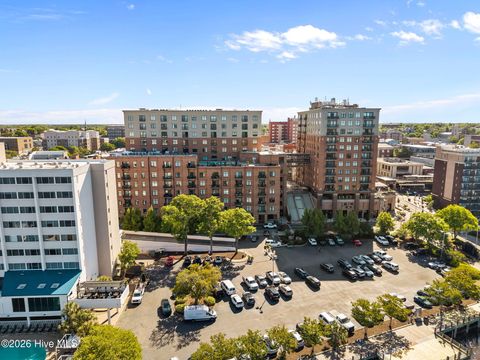 Tiny photo for 10 Grace Street #Apt 604, Wilmington, NC 28401 (MLS # 100565283)