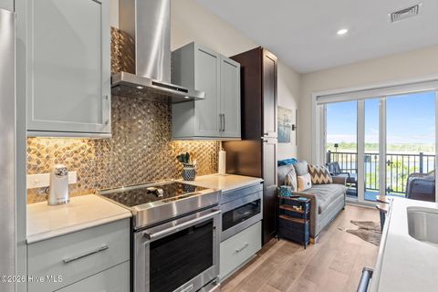 Tiny photo for 10 Grace Street #Apt 604, Wilmington, NC 28401 (MLS # 100565283)