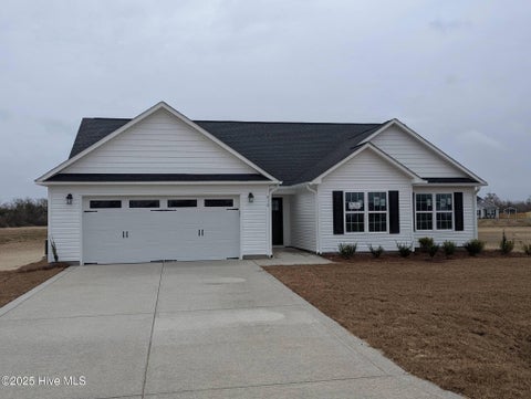 Homes For Sale - 718 Puppy Drum Lane<br/> Onslow County, Maysville, NC 28555
