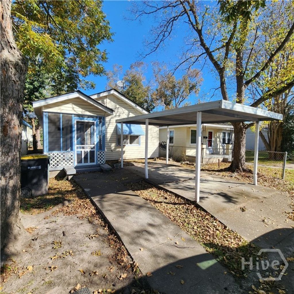 Photo of 814 W 48th Street, Savannah, GA 31405 (MLS # SA345160)