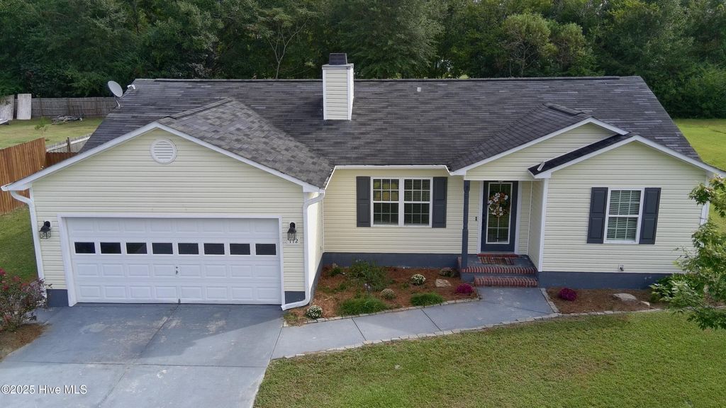 Photo of 112 Burrell Lane, Richlands, NC 28574 (MLS # 100532939)